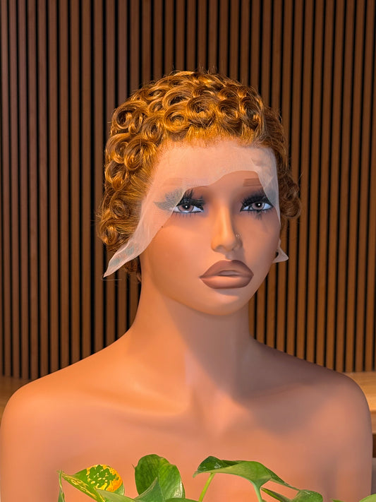 Money Curl Pixie